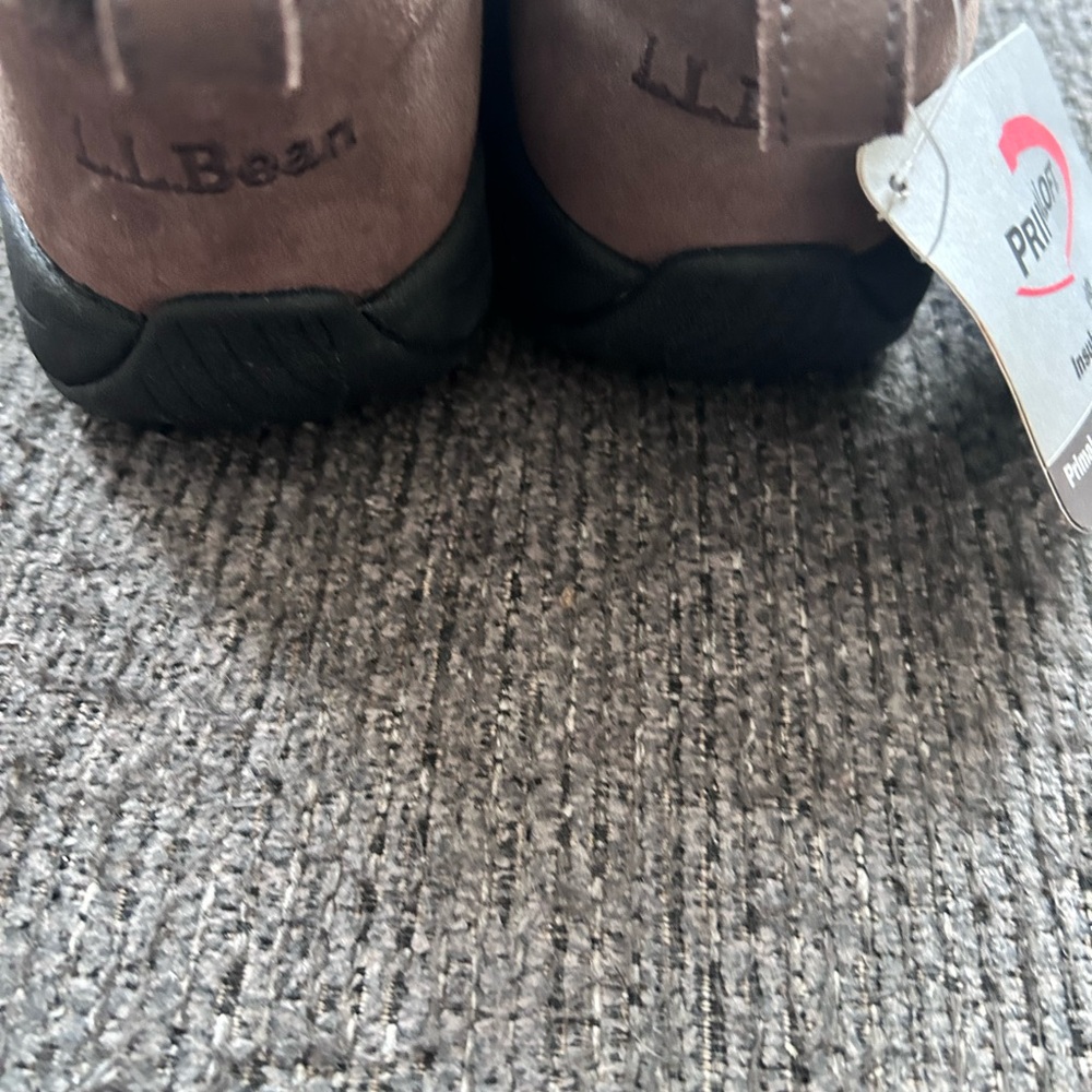NWT LL Bean Women’s Sz 8.5 wide Primaloft Brown Shoes with zipper - Picture 5 of 7